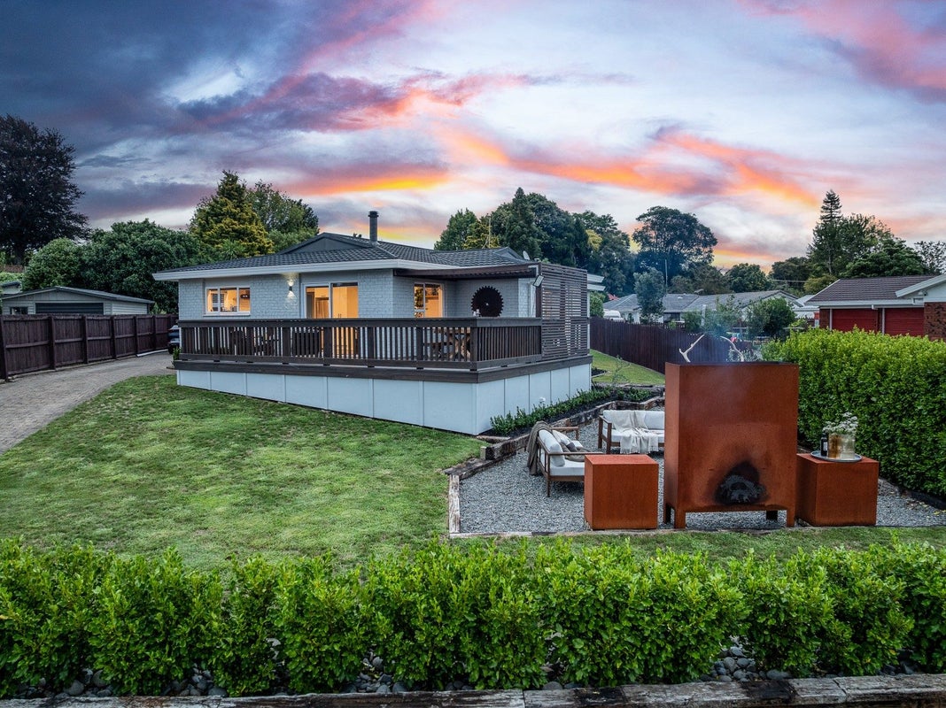 37 Sheridan Crescent, Leamington, Cambridge - Carousel 19