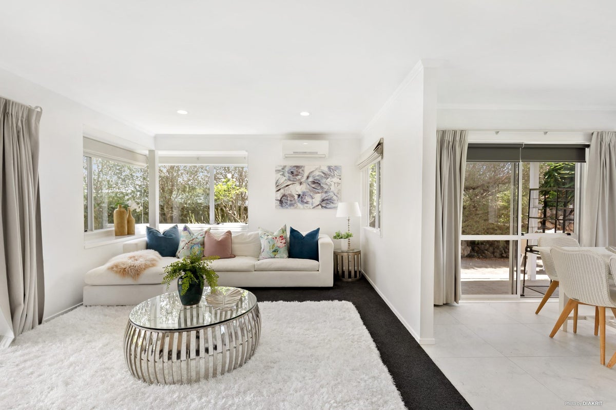 43 Matterhorn Crescent, Northpark, Auckland - Carousel 2