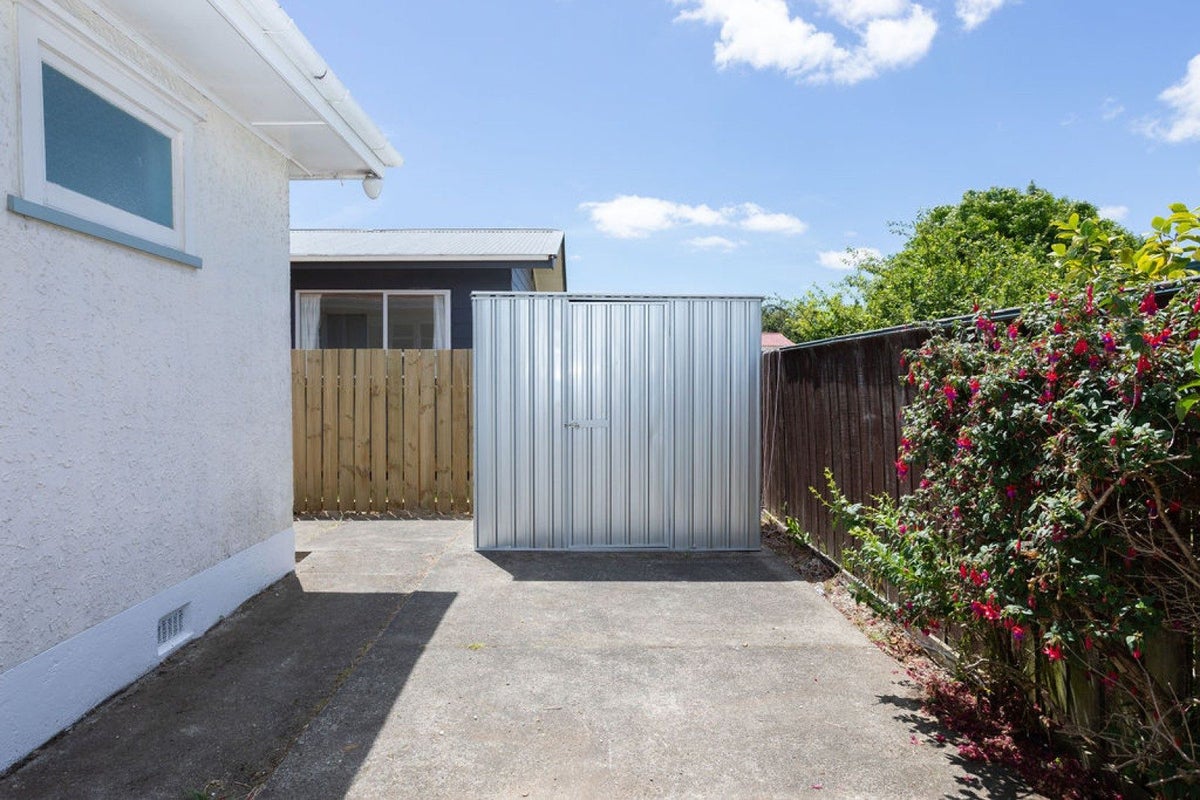 3 Swinburn Street, Dannevirke - Carousel 24