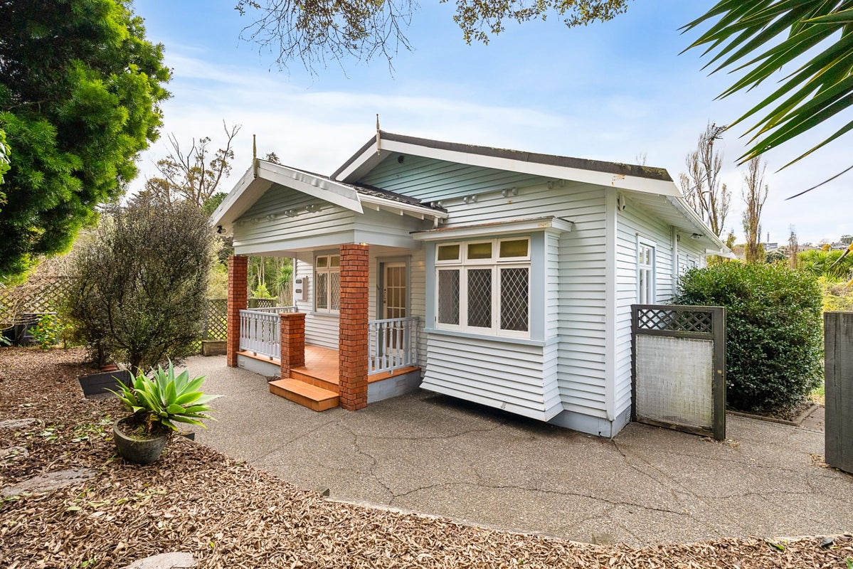 1/76 Glendale Road, Glen Eden, Auckland - Carousel 1
