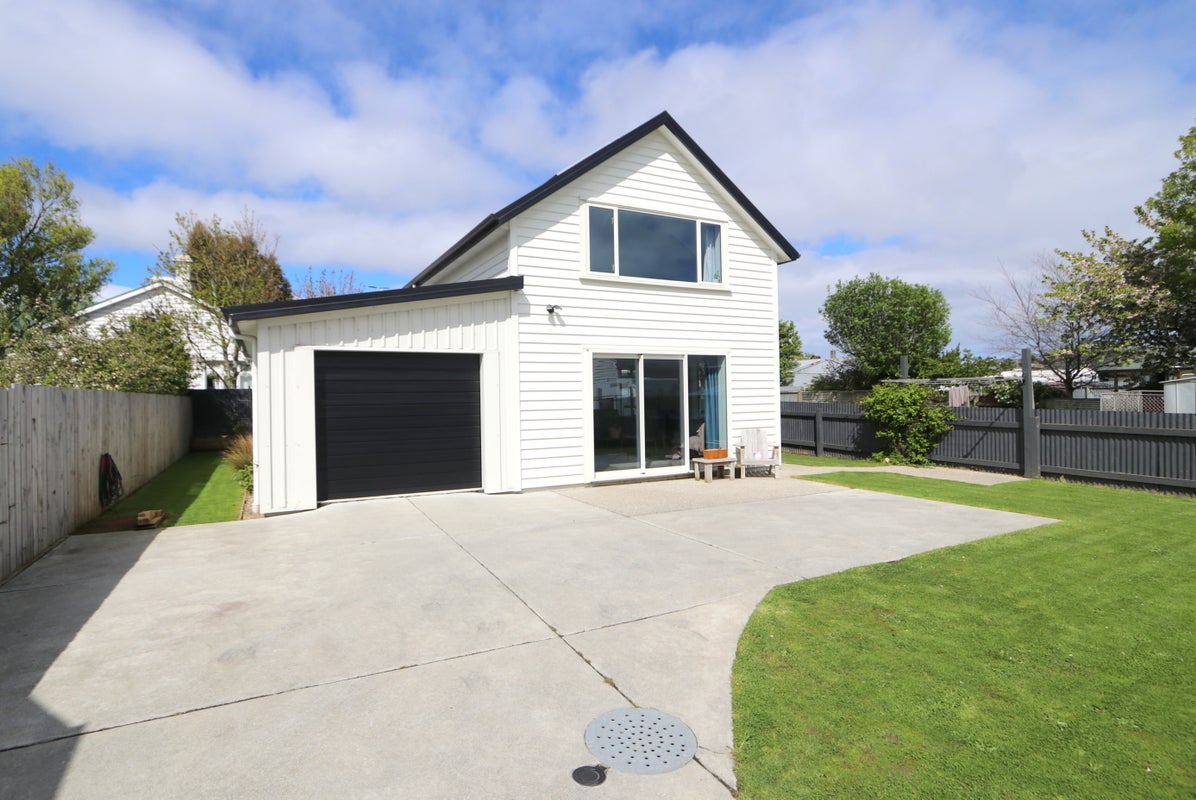 33 Compton Street, Georgetown, Invercargill - Carousel 26