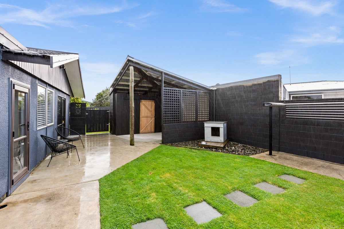 35 Wynyard Crescent, Tamatea, Napier - Carousel 17