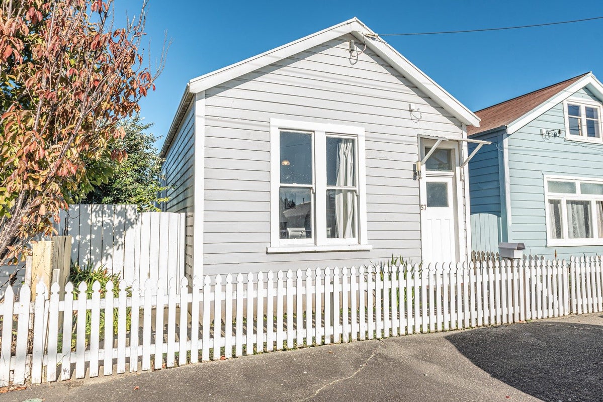 57 Niblett Street, Whanganui, Whanganui - Carousel 1