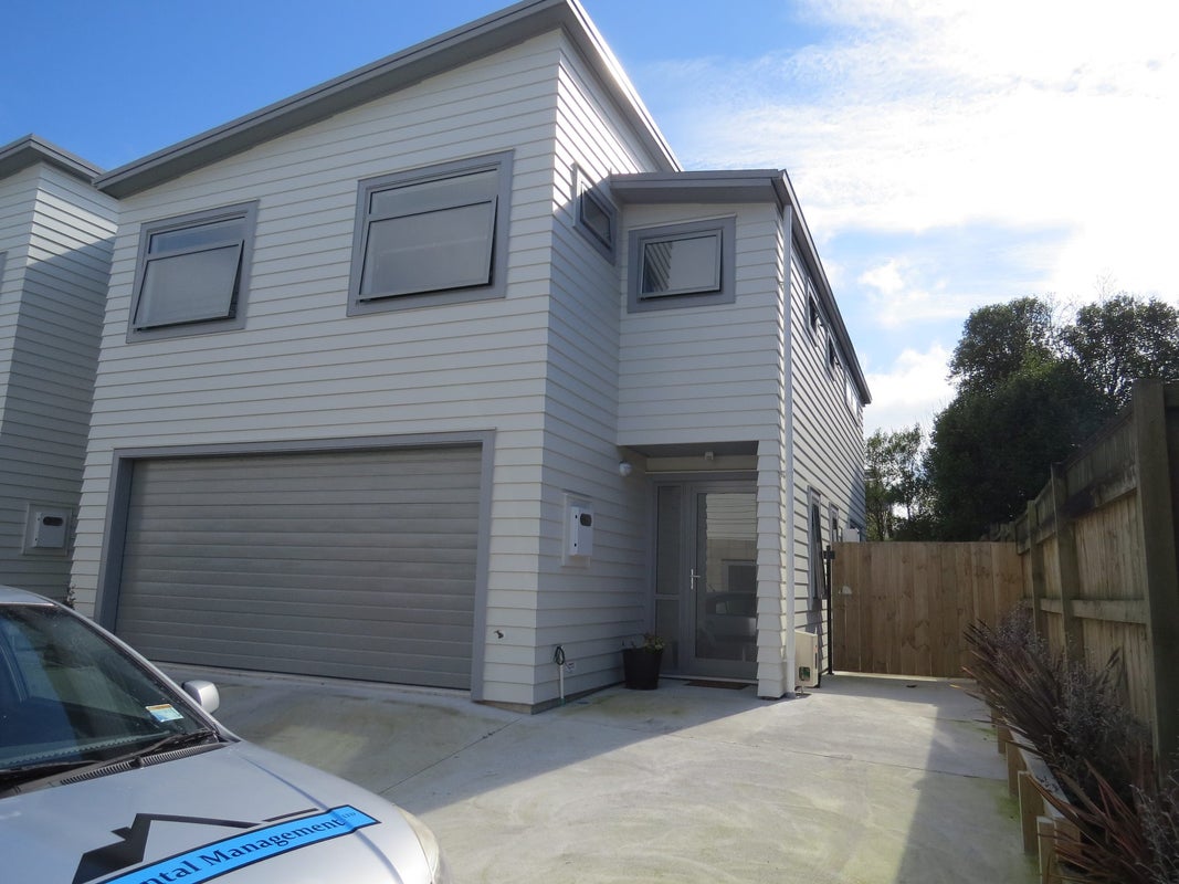 20E Kelvin Place, Hamilton East, Hamilton - Carousel 1