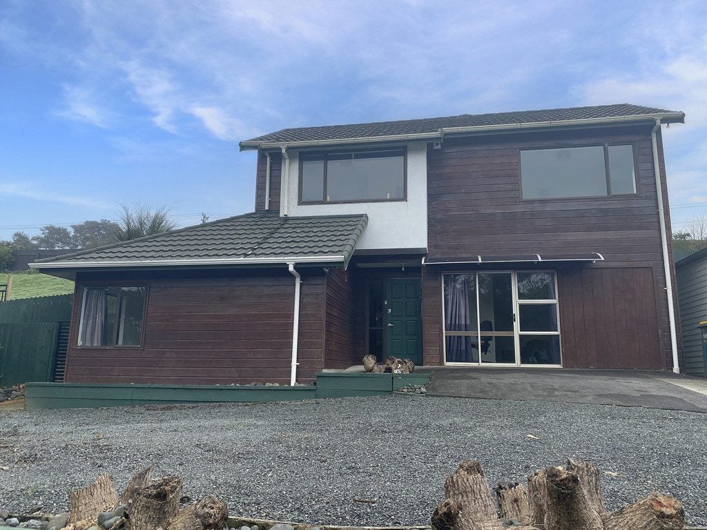 9 Jacinta Grove, Swanson, Auckland - Carousel 2