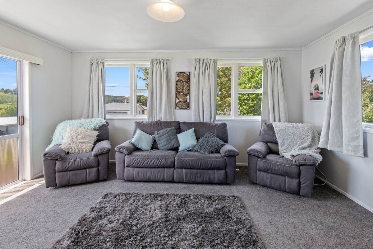32 Gillingham Road, Kamo, Whangarei - Carousel 2