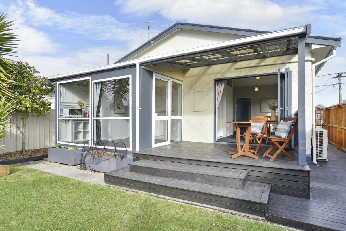49 MacKenzie Avenue, Woolston, Christchurch - Carousel 27