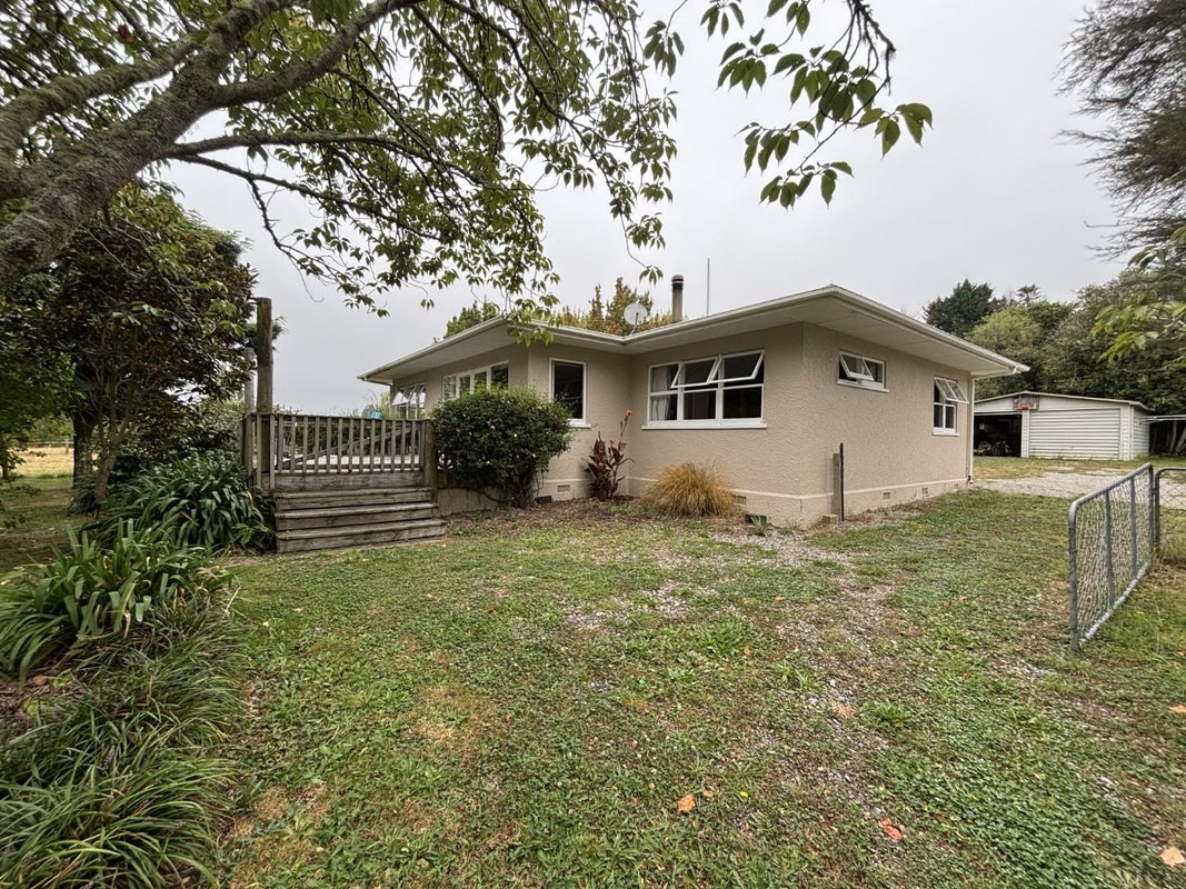 147 Redwood Valley Road, Redwood Valley, Richmond - Carousel 1