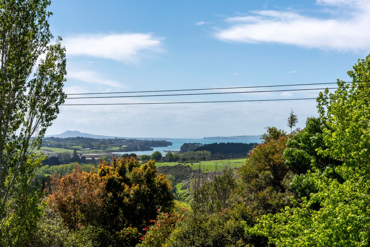 2 Puketiro Road, Whitford, Howick - Carousel 2