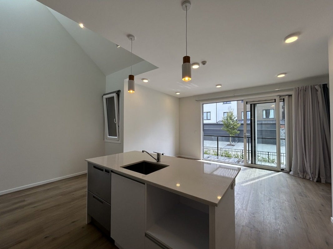 1/26 Bullendale Drive, Arthurs Point, Queenstown - Carousel 2