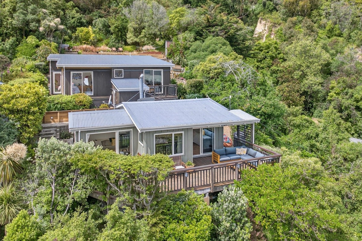 39 Park Terrace, Corsair Bay, Lyttelton - Carousel 2