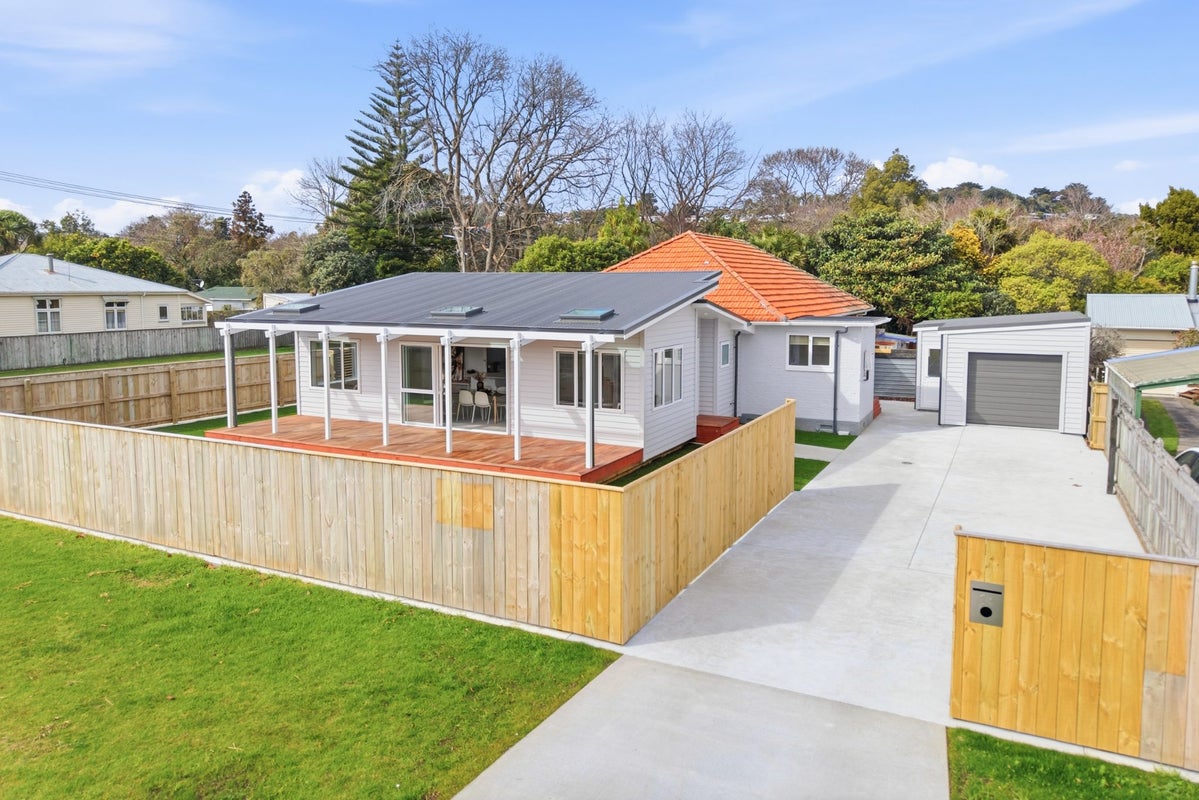 14 Marshall Avenue, Whanganui East, Whanganui, Manawatu / Whanganui - Carousel 1