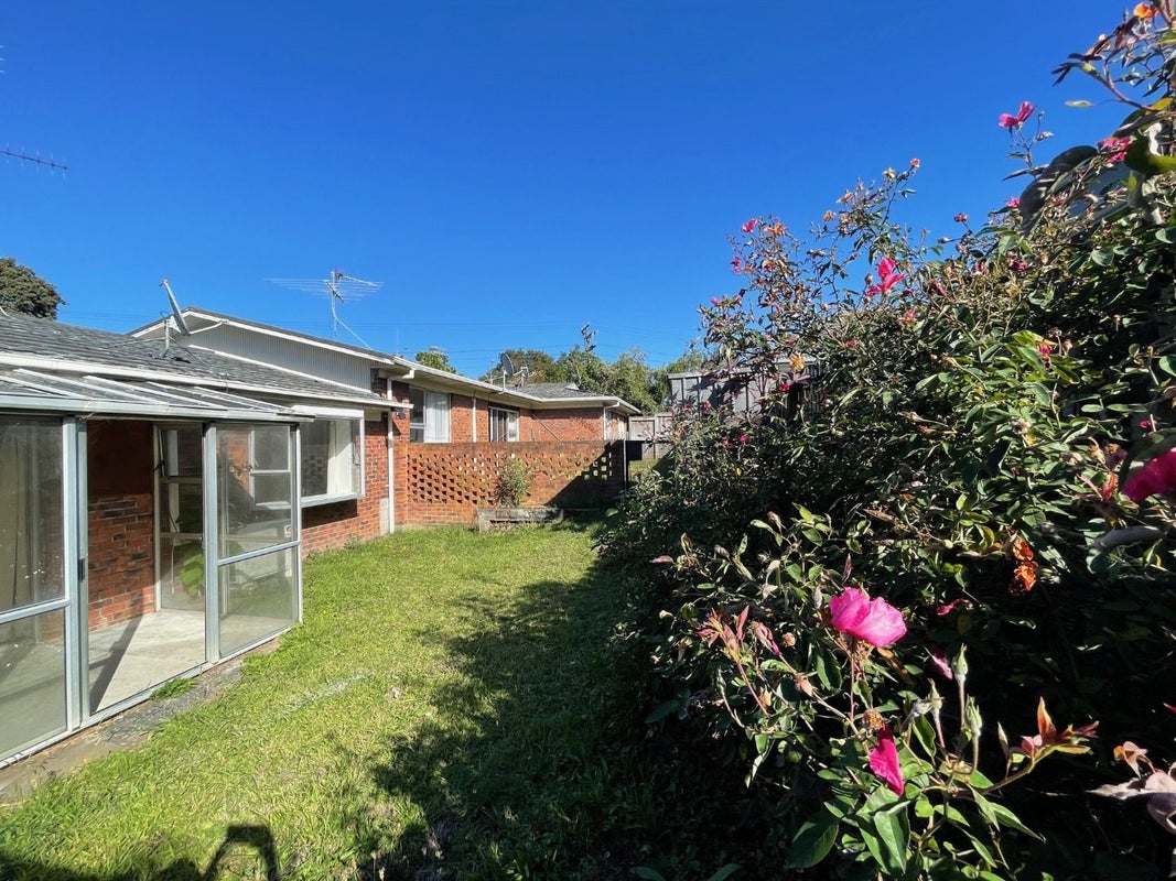 3/32 Rockfield Road, Penrose, Auckland - Carousel 20