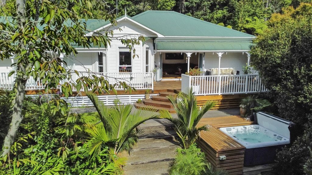 160A Frankley Road, Frankleigh Park, New Plymouth - Carousel 1