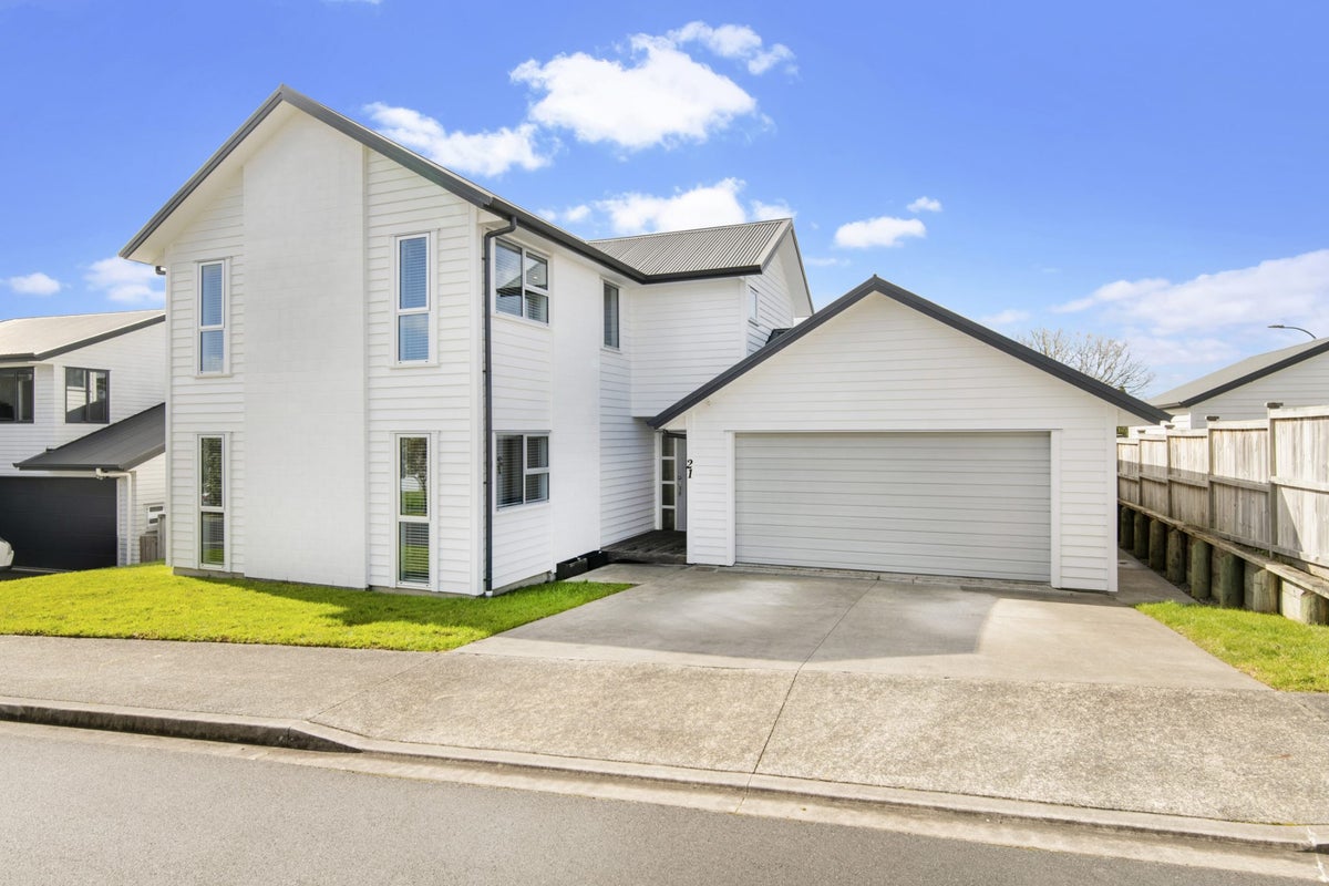 21 Kawaupaka Road, Helensville - Carousel 24