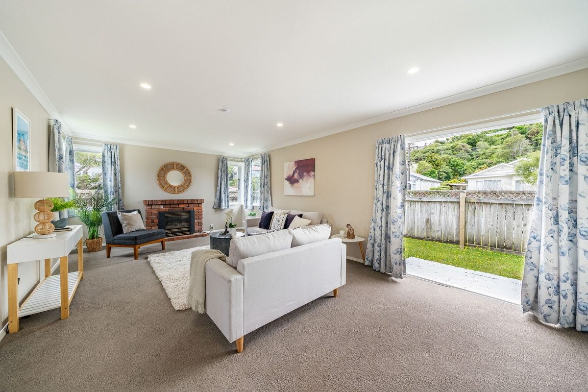 7 Marshall Street, Karori, Wellington - Carousel 2