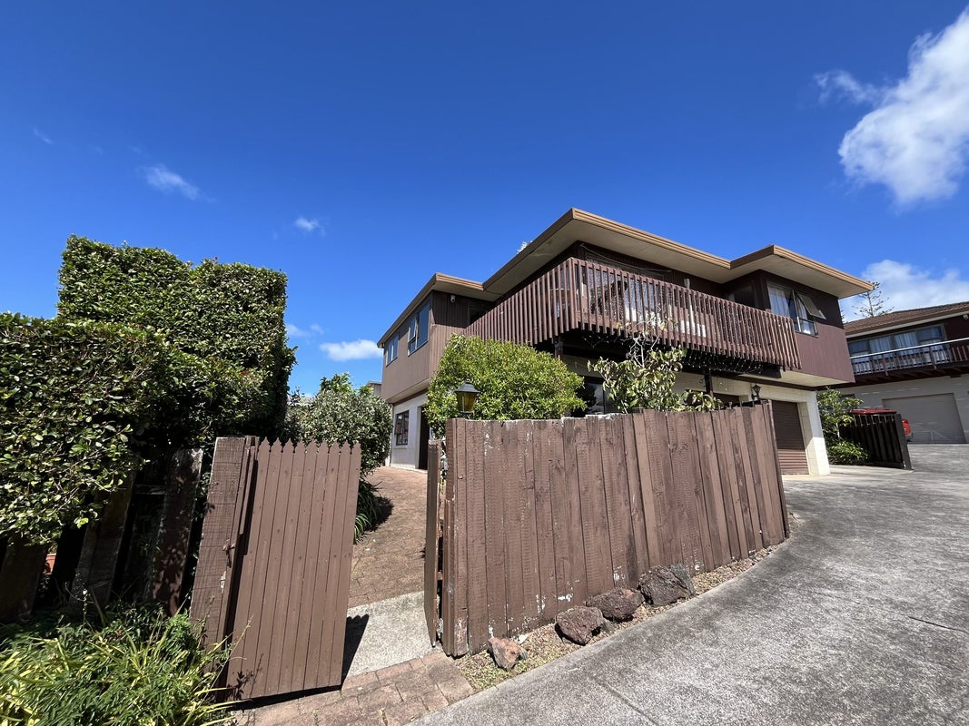 2/14 Prospect Terrace, Milford, Auckland - Carousel 2