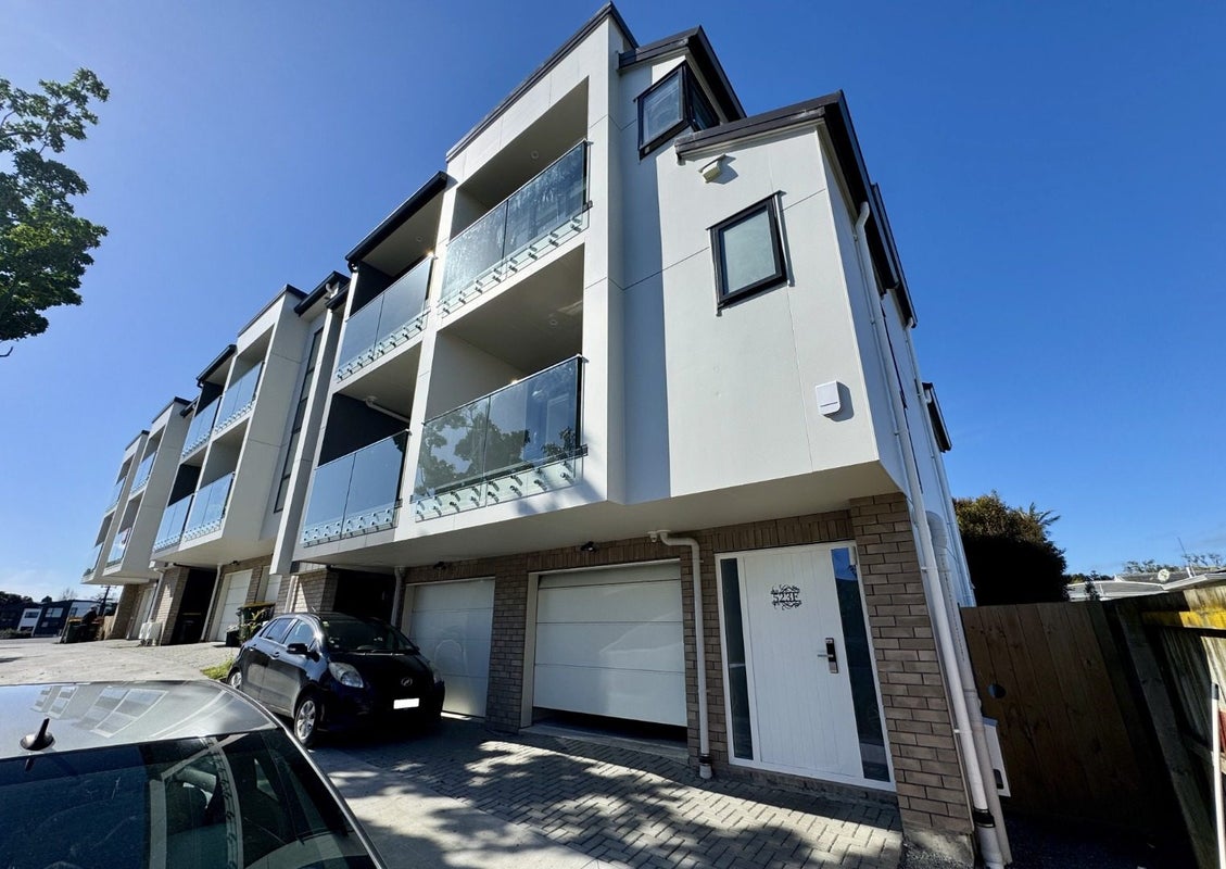 523F Pakuranga Road, Howick, Auckland - Carousel 2