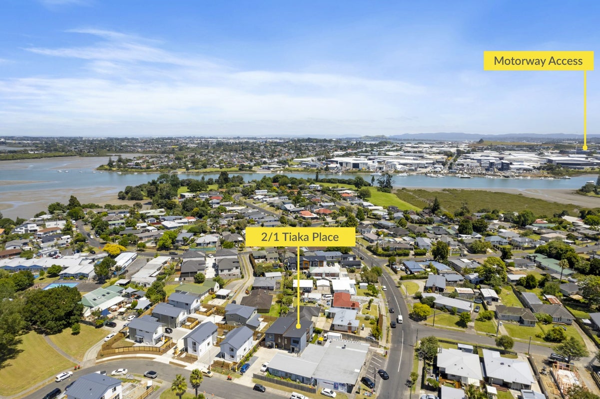 2/1 Tiaka Place, Pakuranga, Auckland - Carousel 25