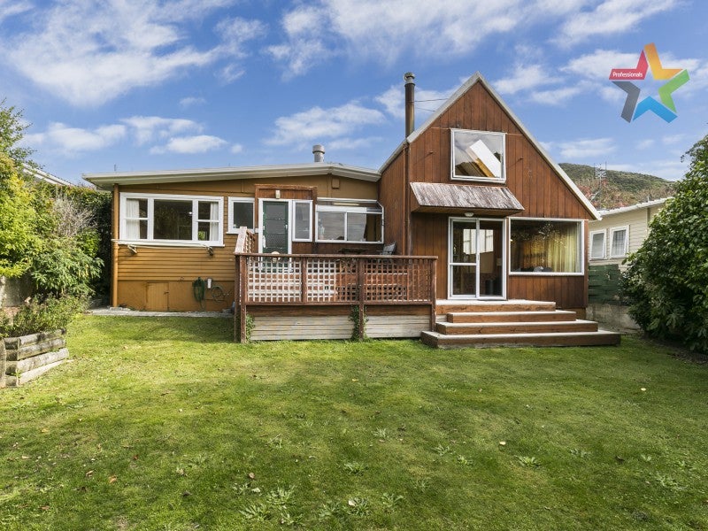 20 Khouri Avenue, Karori, Wellington - Carousel 1