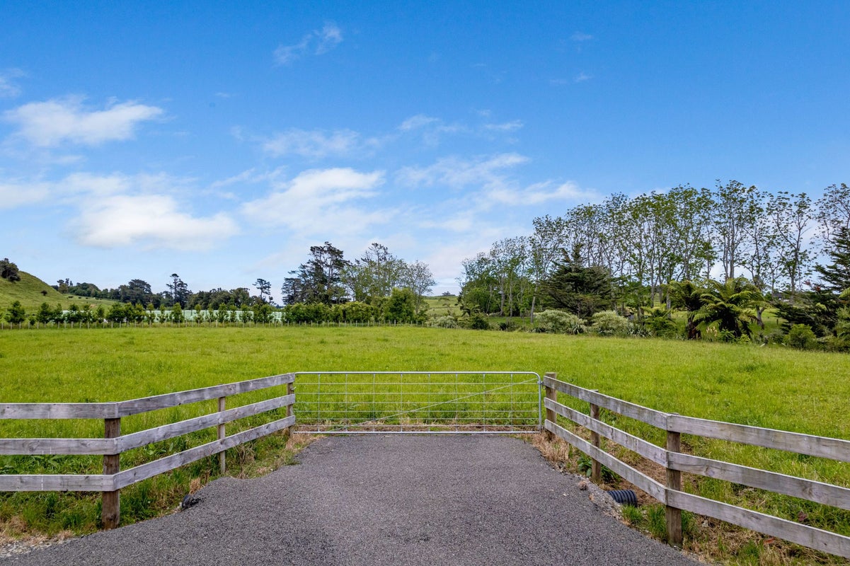 0 Corbett Road, Paraite, New Plymouth - Carousel 8