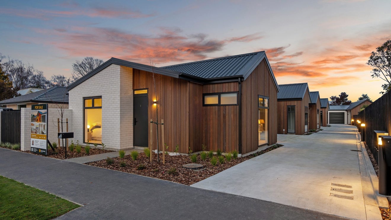 2/30 Clyde Road, Upper Riccarton, Christchurch - Carousel 1