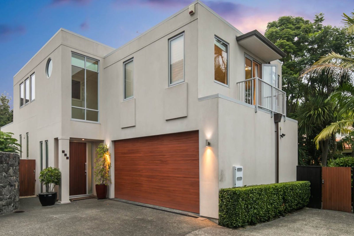 31 Nihill Crescent, Mission Bay, Auckland - Carousel 1