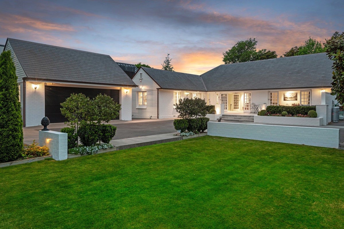 10A Daresbury Lane, Fendalton, Christchurch - Carousel 2