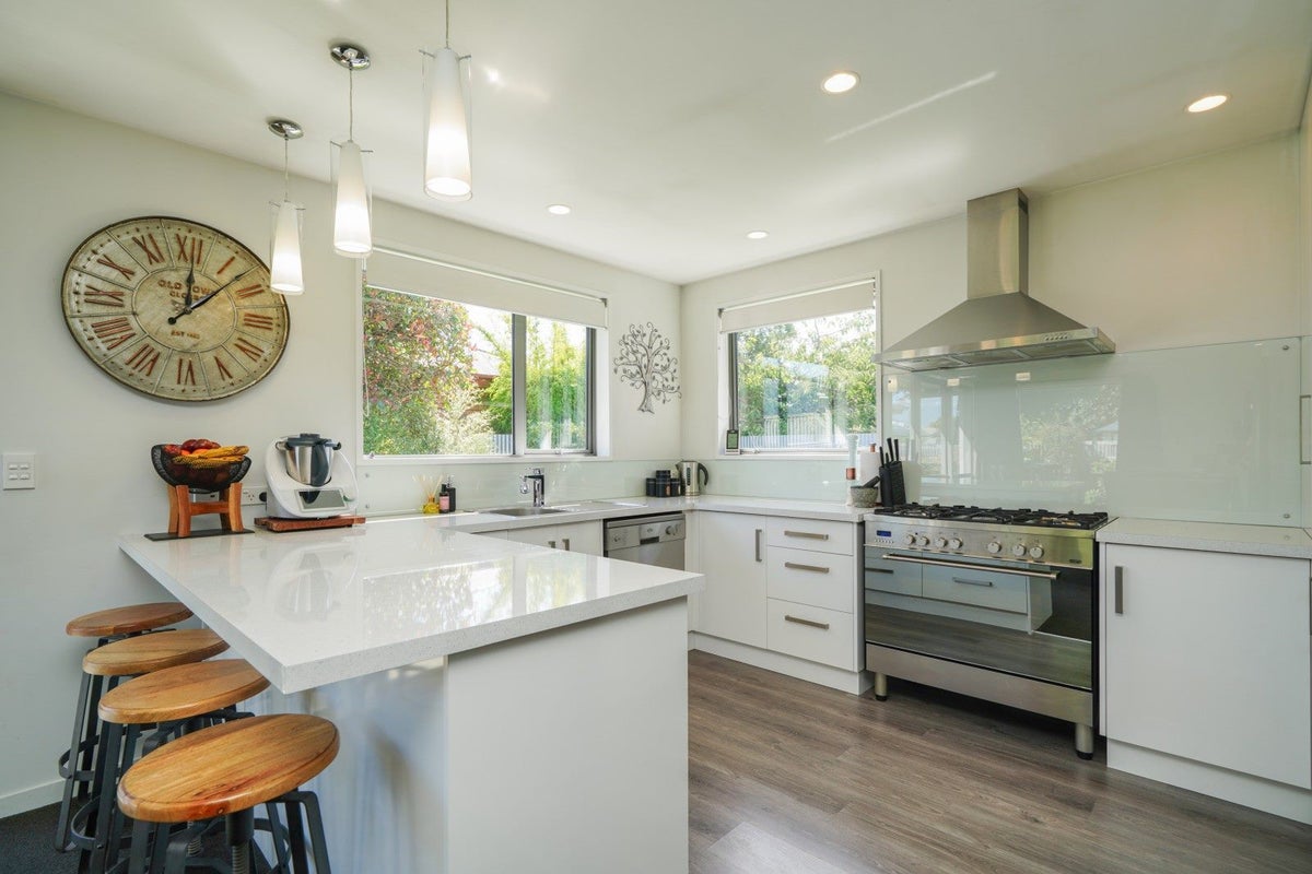 28 Elgin Street, Grasmere, Invercargill - Carousel 2