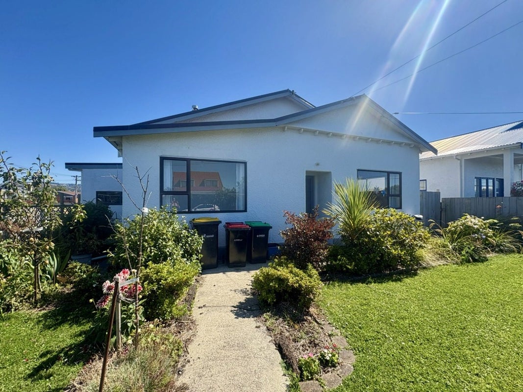 12 Larkworthy Street, Saint Kilda, Dunedin - Carousel 2