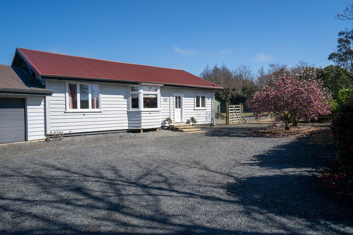 795 Victoria Road, Tauwhare, Hamilton - Carousel 2