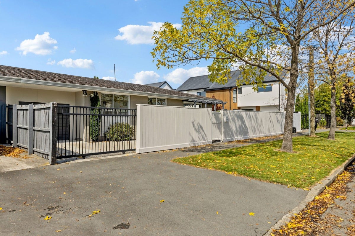 96 Bishop Street, St Albans, Christchurch - Carousel 1