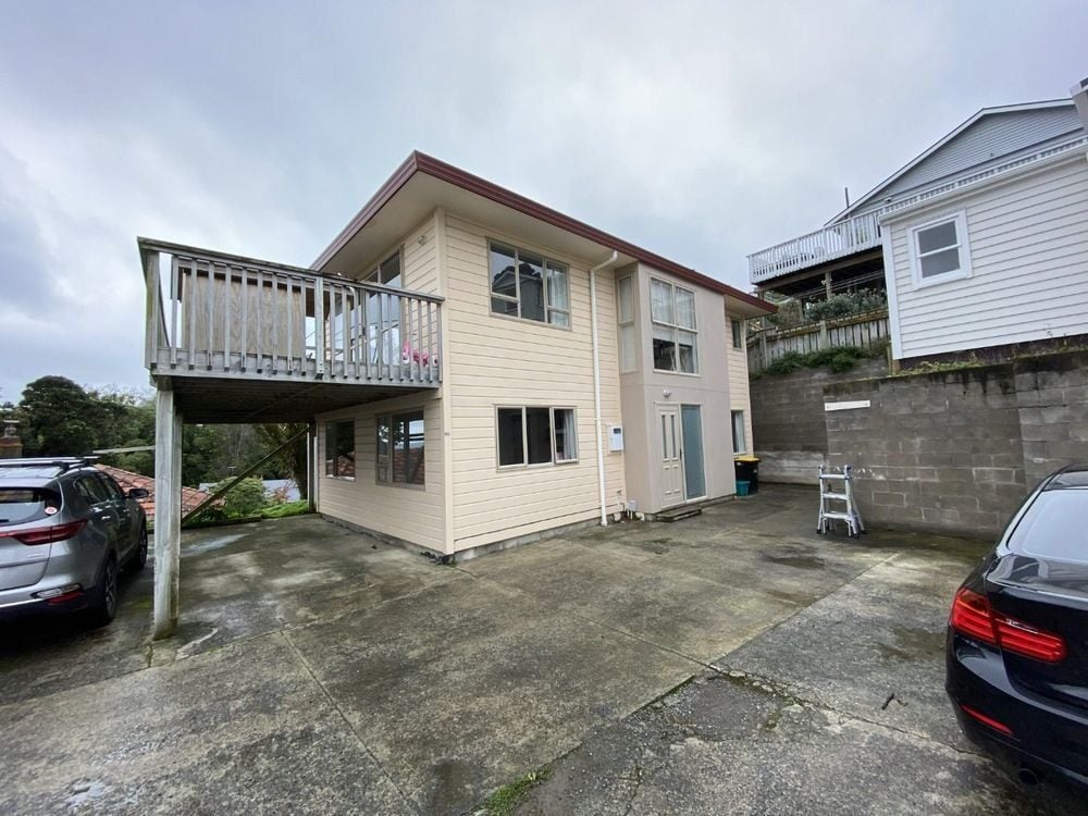 11C Lerwick Terrace, Melrose, Wellington - Carousel 1
