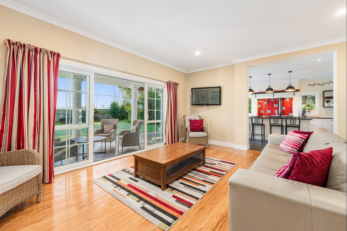 39 Dittmer Drive, Awapuni, Palmerston North - Carousel 2