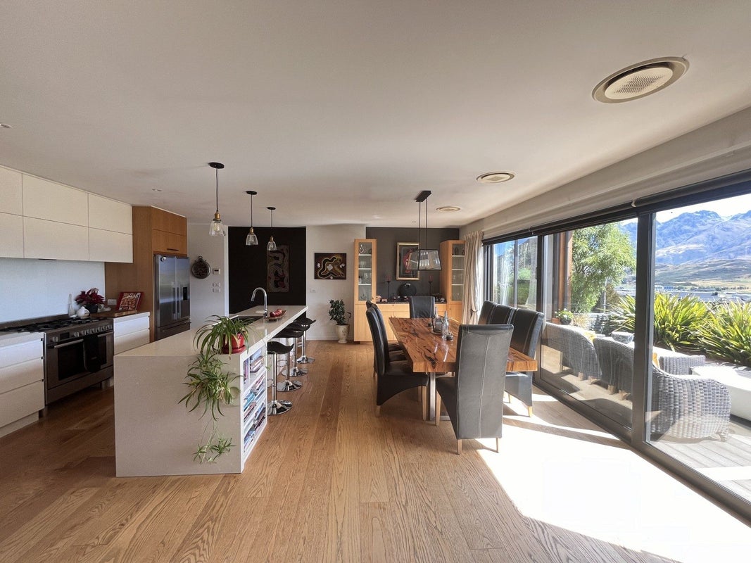 32 Orford Drive, Jacks Point, Queenstown - Carousel 2