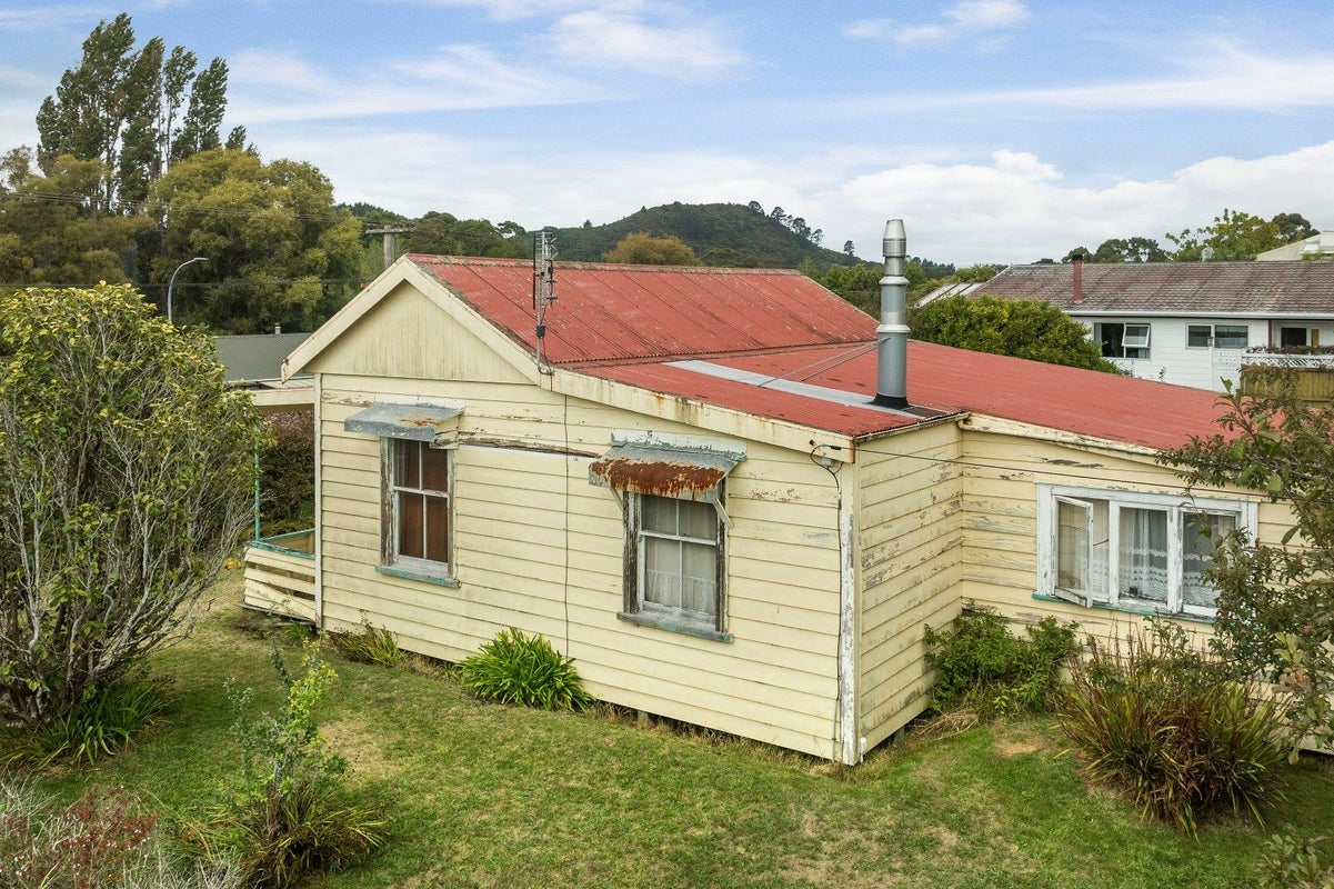 26 Gilmour Street, Waihi, Waihi - Carousel 12