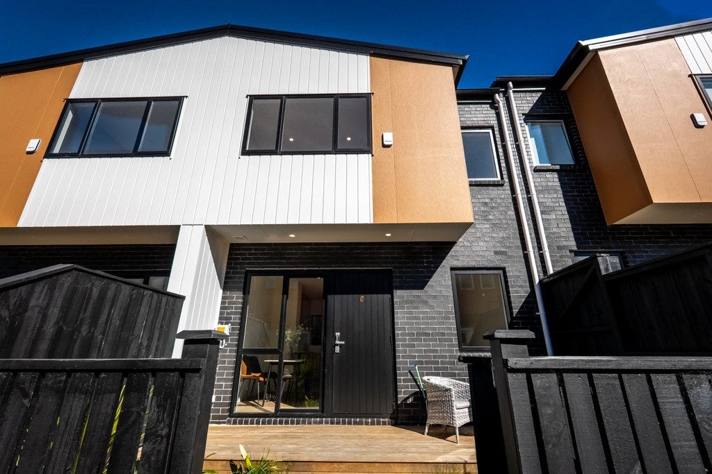 11/20 Seabrook Avenue, New Lynn, Auckland - Carousel 15