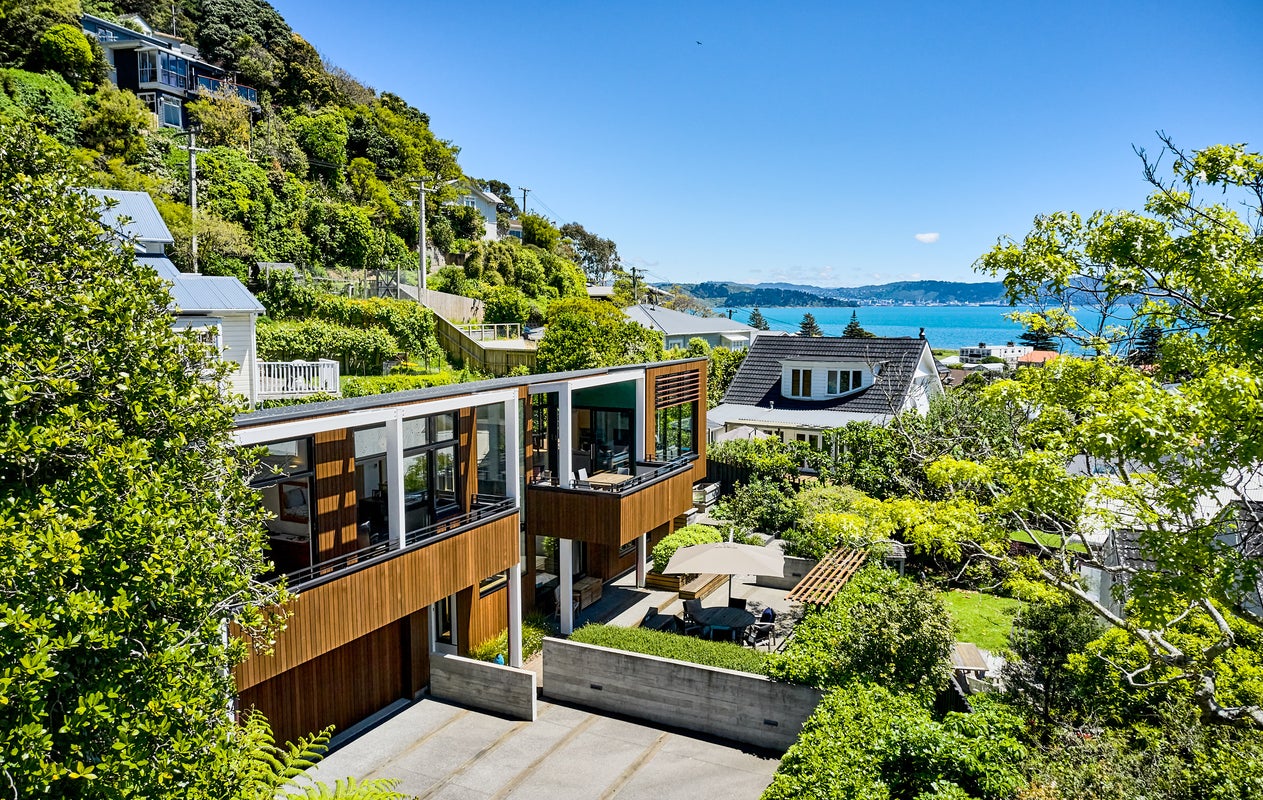 4 Marama Terrace, Eastbourne, Lower Hutt - Carousel 2