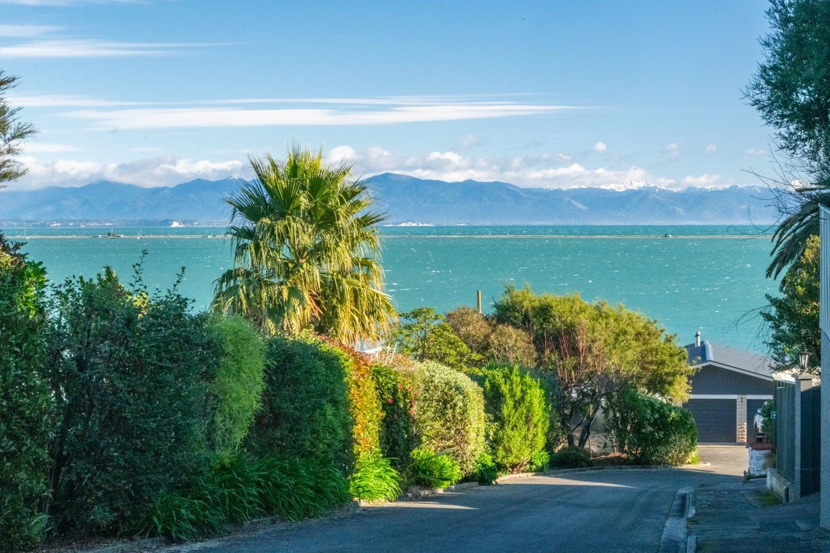 23 Bay View Road, Atawhai, Nelson - Carousel 1