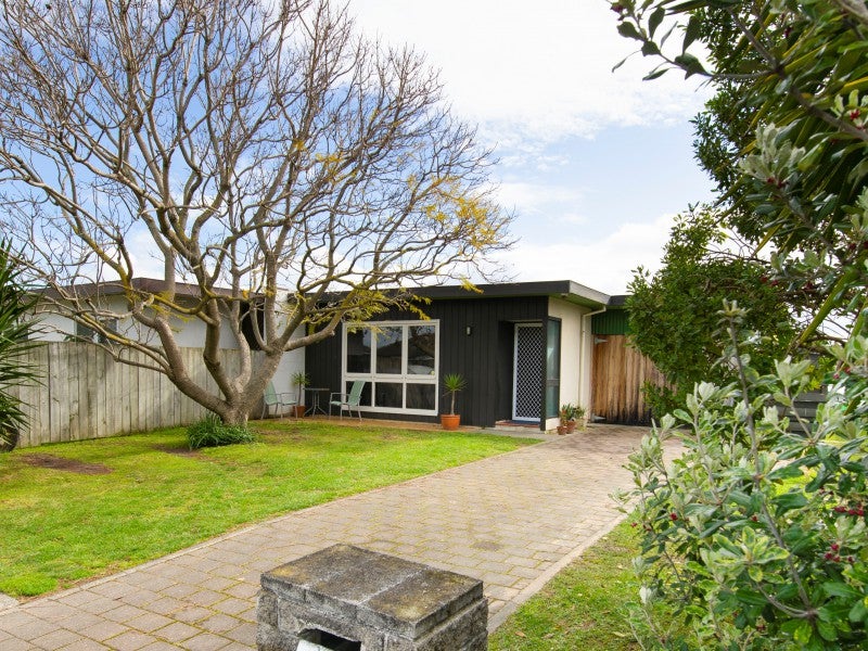 91 Riverbend Road, Onekawa, Napier - Carousel 1