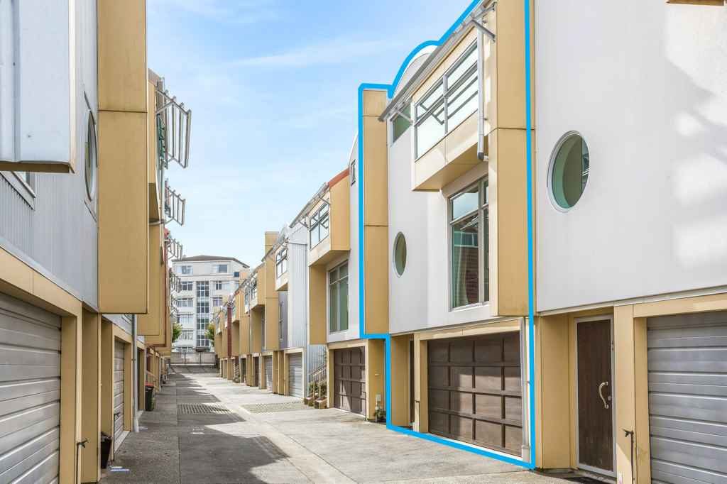 4B/10 Park Avenue, Epuni, Lower Hutt - Carousel 1