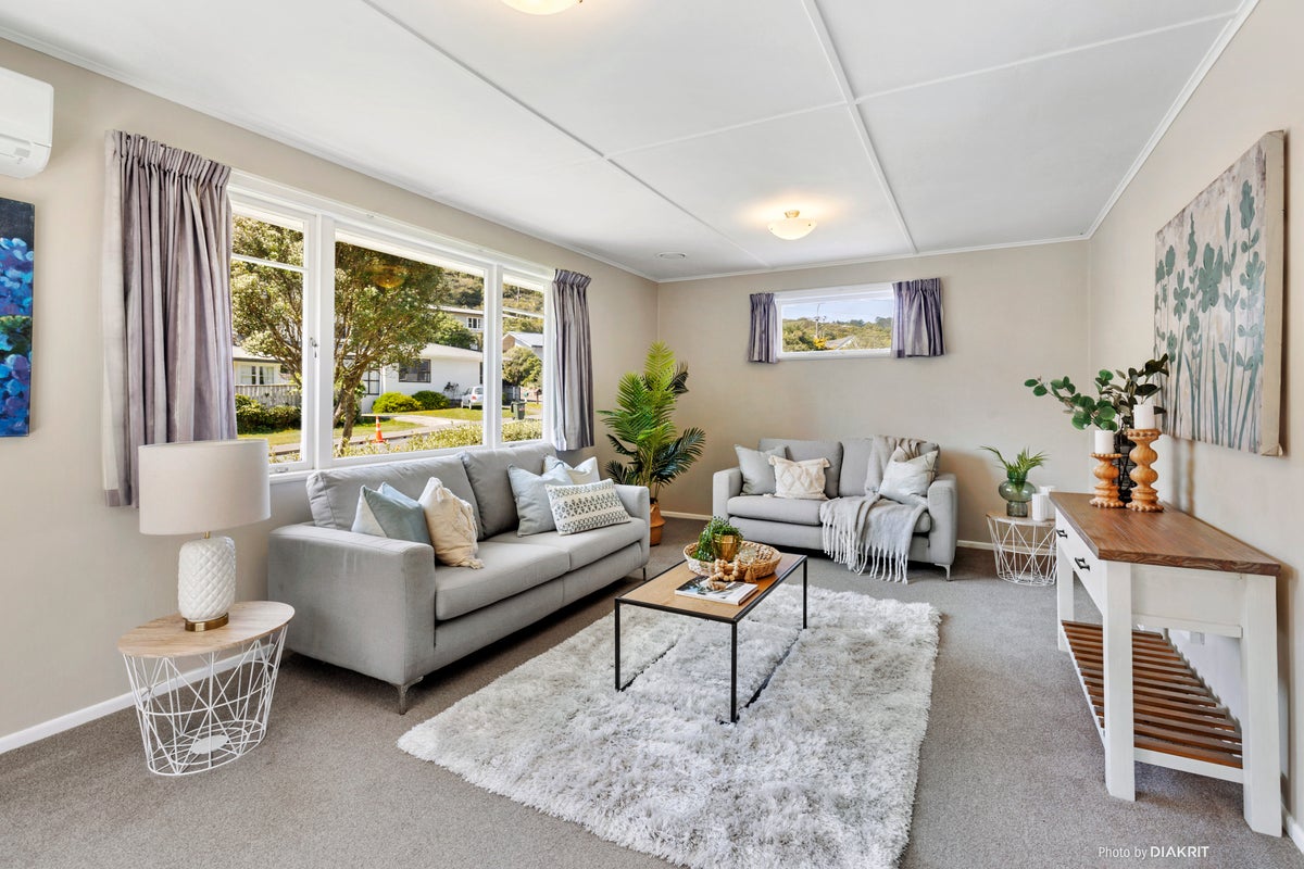142 Campbell Street, Karori, Wellington - Carousel 2