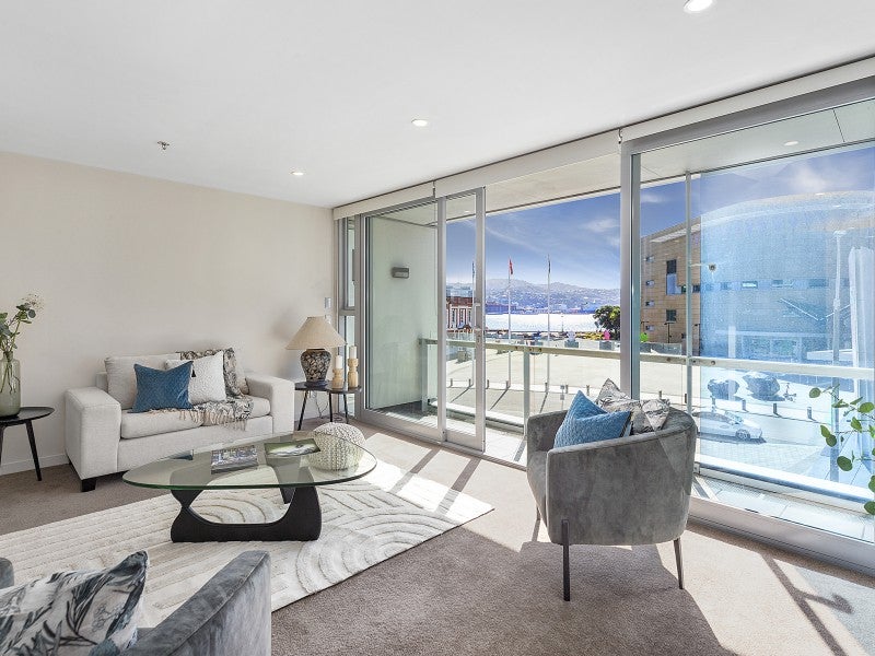 2B/42 Cable Street, Te Aro, Wellington - Carousel 1
