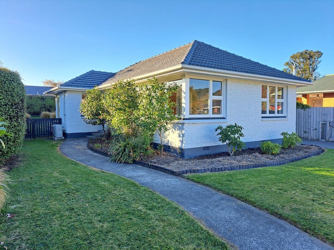 16 Hurunui Street, Cracroft, Christchurch - Carousel 1