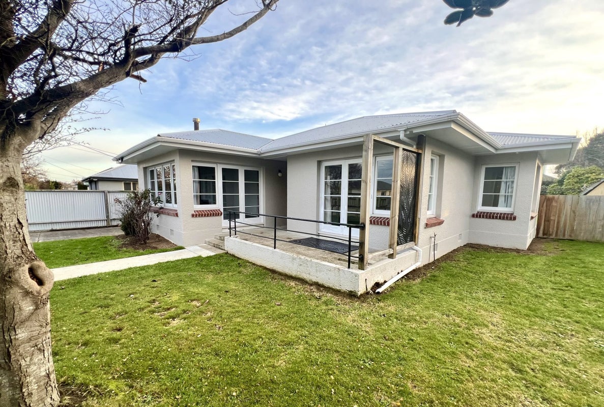 82 Stobo Street, Grasmere, Invercargill - Carousel 1