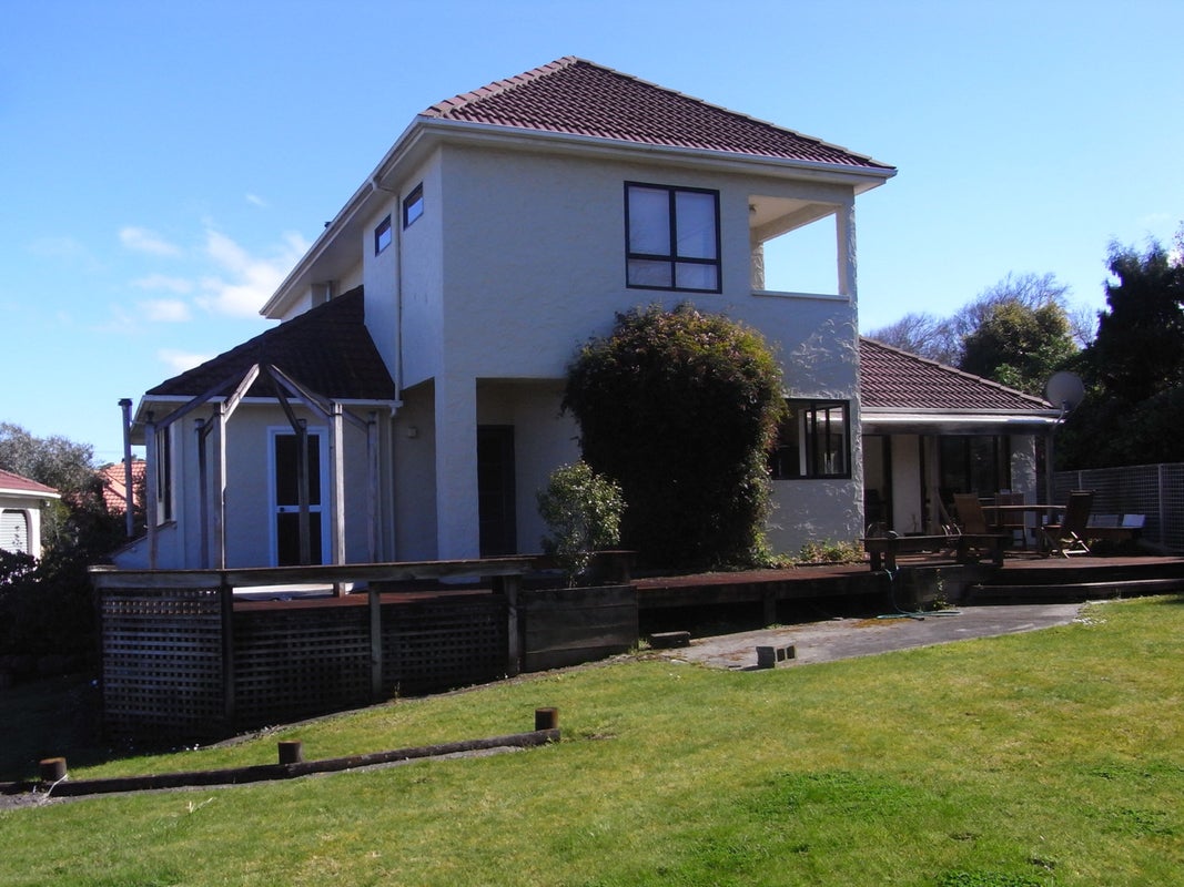 2C Brassey Road, Saint Johns Hill, Whanganui - Carousel 2
