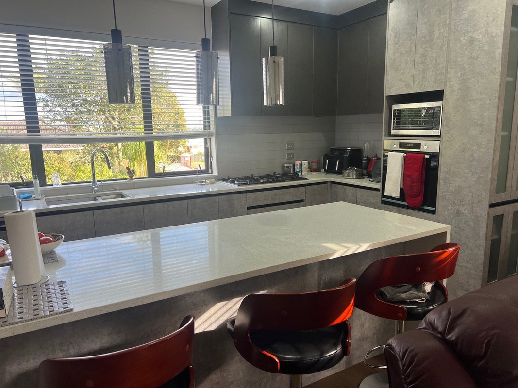 1E Bennett Road, Pakuranga, Auckland - Carousel 1