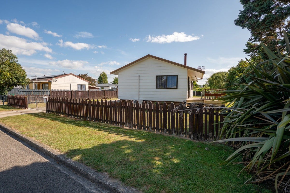 75 Taharangi Street, Koutu, Rotorua - Carousel 18