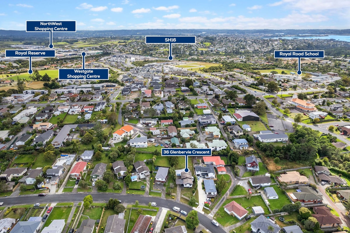 36 Glenbervie Crescent, Massey, Auckland - Carousel 15