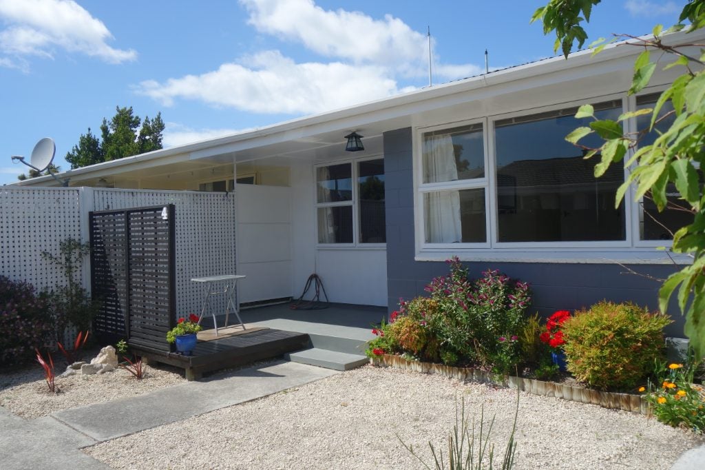 4/610 Barbadoes Street, Edgeware, Christchurch - Carousel 1